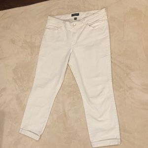 Banana Republic women’s White skinny fit cropped jeans size 32/14